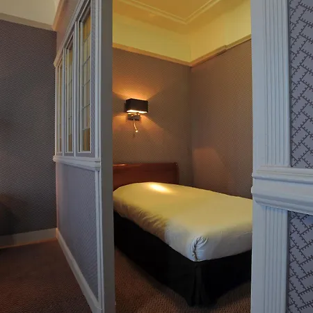 Otel Le Grand 4*