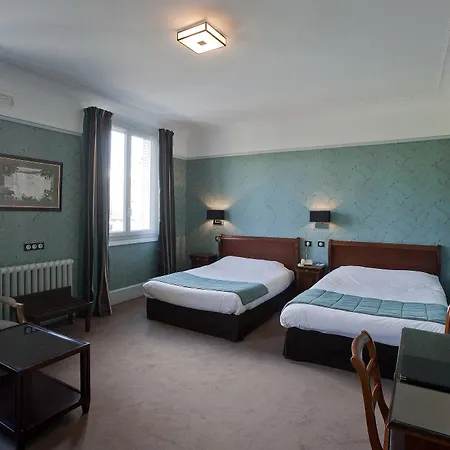 Otel Le Grand 4*