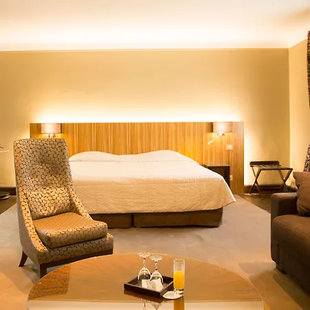 Le Grand מלון 4*