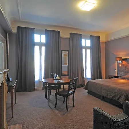 Grand Hotel De Tours Hotel 4*