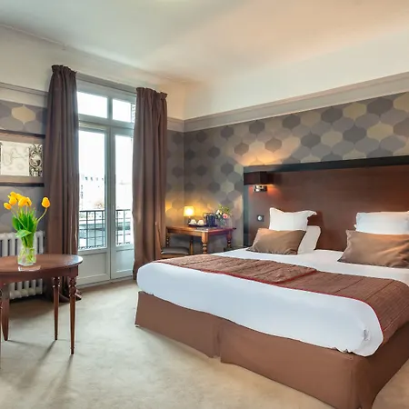 Grand Hotel De Tours 4* Tours
