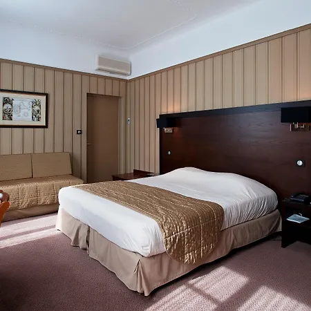 Grand Hotel De Tours