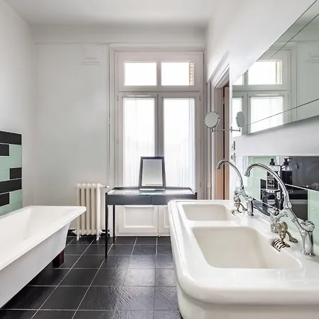 Grand De Hotel Tours
